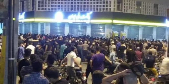 im Südwesten Irans - Polizei bestätigt Berichte über Proteste