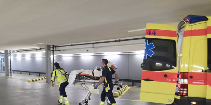 Wer auf einer schwarzen Liste mit säumigen Prämienzahlern aufgeführt ist, wird nur noch im Notfall behandelt. (Symbolbild) Prämienzahler