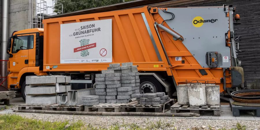 Kehrichtwagen Köniz