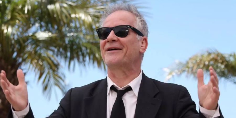 Thierry Frémaux, Filmregisseur und künstlerischer Leiter der Filmfestspiele in Cannes, gibt sich kämpferisch. Foto: Julien Warnand/EPA/dpa