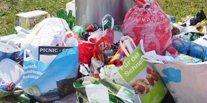 Die «Sauberkeits-Charta» soll verpflichtend sein und zur Abfall-Vermeidung beitragen. Abfall