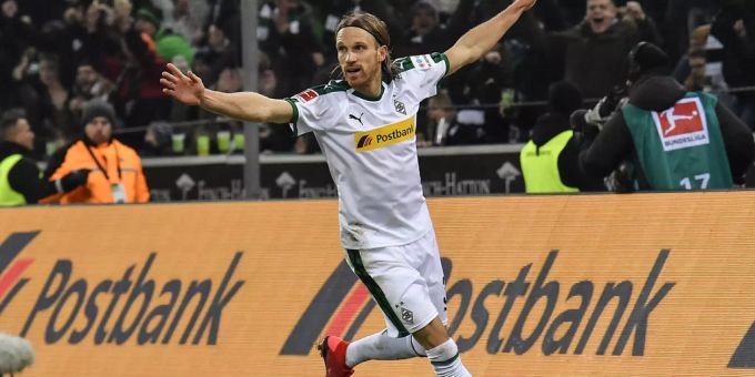 Michael Lang hofft in Bremen auf mehr Spielzeit. Michael Lang