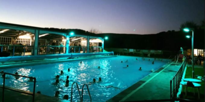 Swim-night