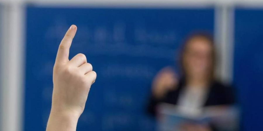 Im Jahr 2017 nahmen 6 von 10 Menschen eines Altersjahrgangs ein Hochschulstudium oder ein hochqualifizierendes berufsorientiertes Bildungsprogramm auf. Foto: Armin Weigel