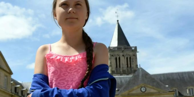 «Guru der Apokalypse»? Klima-Aktivistin Greta Thunberg sorgt in Frankreich für Streit «Guru der Apokalypse»? Klima-Aktivistin Greta Thunberg sorgt in Frankreich für Streit