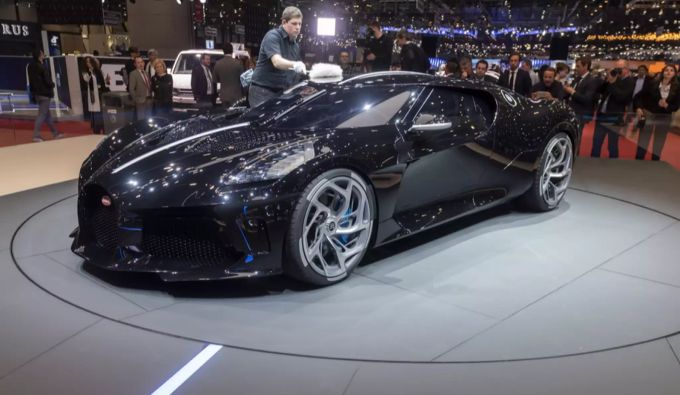 Der im Frühling im Autosalon Genf gezeigte Bugatti «La Voiture Noire» war ein Einzelmodell im Wert von 13 Millionen Franken. bugatti