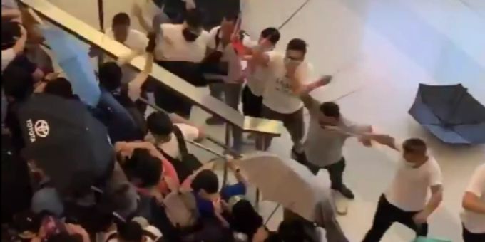 Böser Verdacht - Chinesische Schläger-Banden schlugen in Hongkong zu