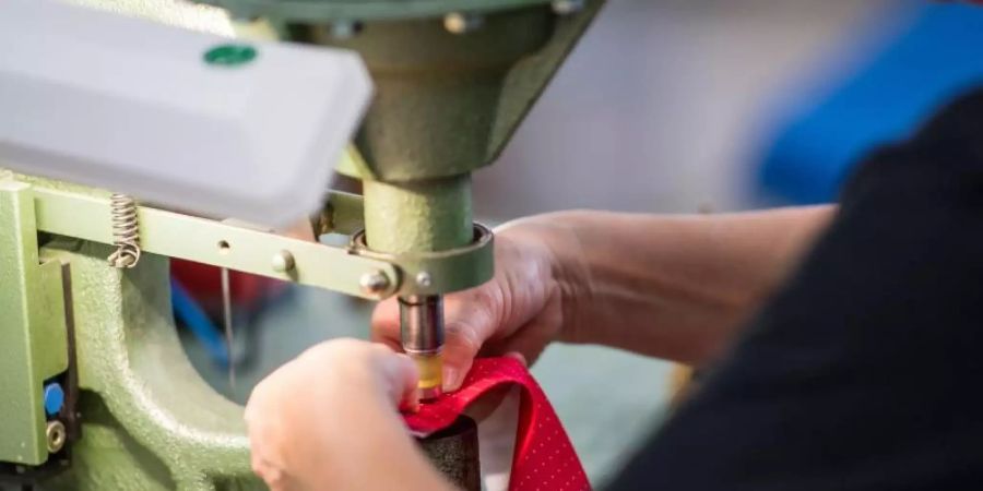 Mittelständische Unternehmen in Grossstädten haben einer Umfrage zufolge weniger Probleme mit dem Fachkräftemangel als auf dem Land. Foto: Monika Skolimowska