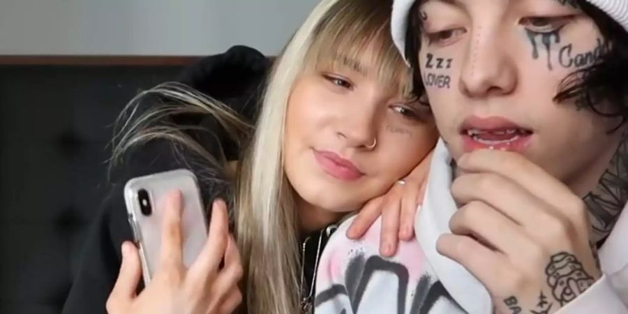 Lil Xan und Freundin