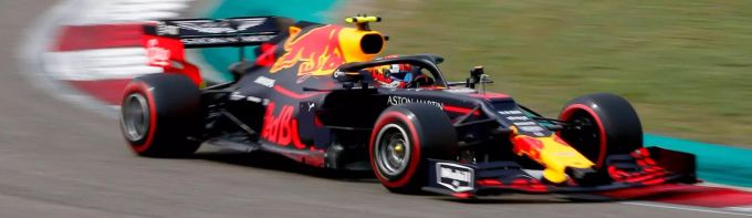 Pierre Gasly hat sich seinen Start bei Red Bull wohl anders erhofft. Formula One China