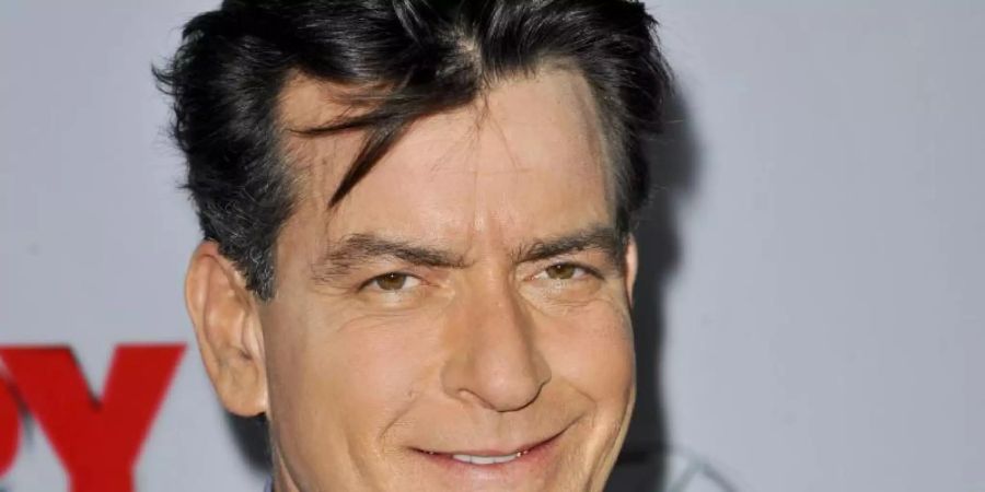 Charlie Sheen hat momentan alles im Griff. Foto: Apega/Abaca