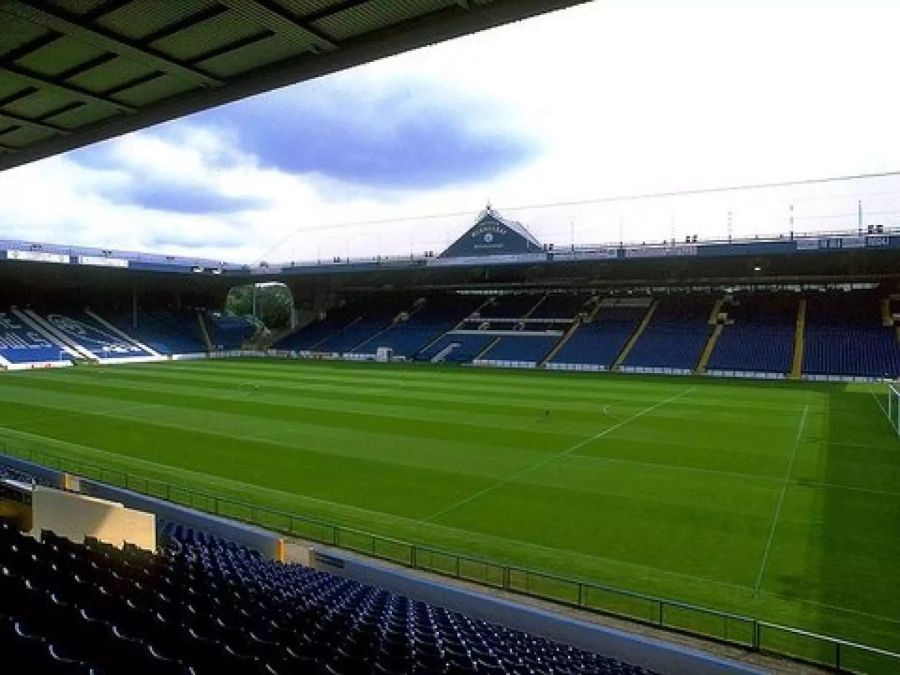 Hillsborough Stadium in Sheffield, Heimstadion von Sheffield Wednesday, 39'732 Zuschauer.