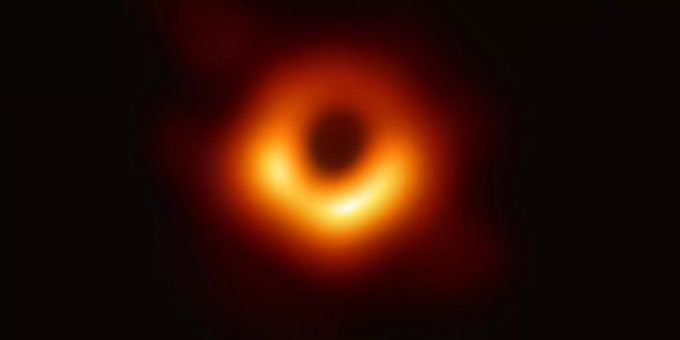 Forscher sagen - Bild von Schwarzem Loch soll bessere Qualität haben
