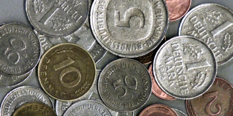 Die Deutsche Bundesbank hat in diesem Jahr mehr als 49 Millionen D-Mark in Euro umgetauscht. Erstmals seit 2018 stieg das Volumen damit wieder. (Archivbild)