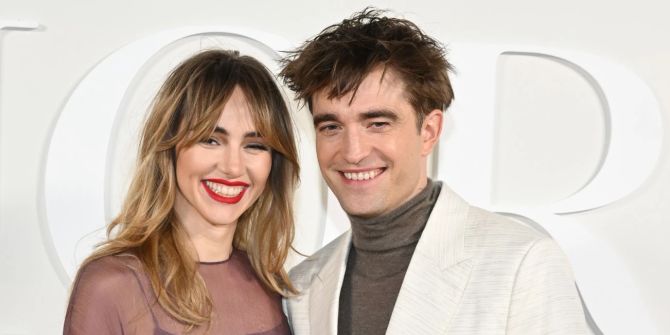 Robert Pattinson Suki Waterhouse