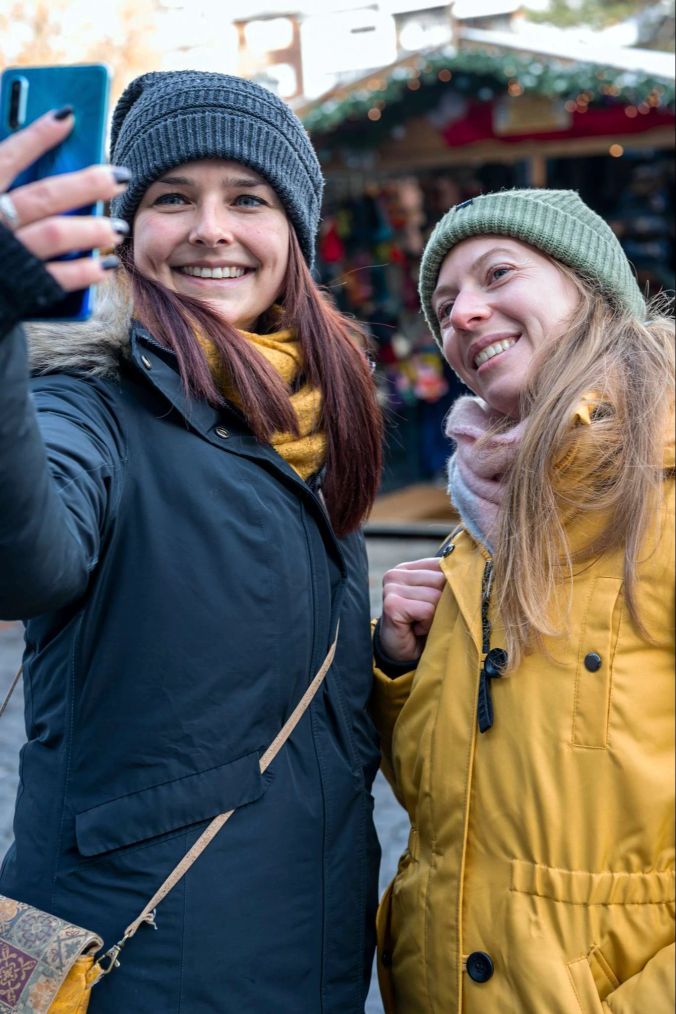 Tamy (l) und Clarissa (r) aus Rheinfelden.