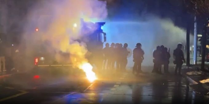 Nach Remis gegen FCB - Fans liefern sich Scharmützel mit Polizei