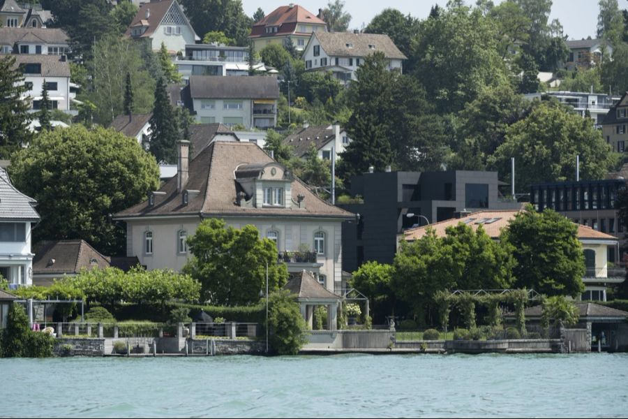 Zürichsee Zollikon Häuser