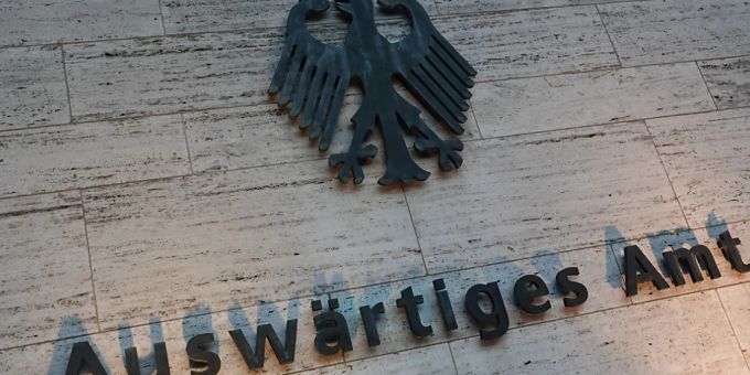 Nach Tod Nawalnys - Berlin bestellt Russlands Botschafter ein