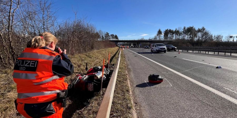 Unfall auf A15.