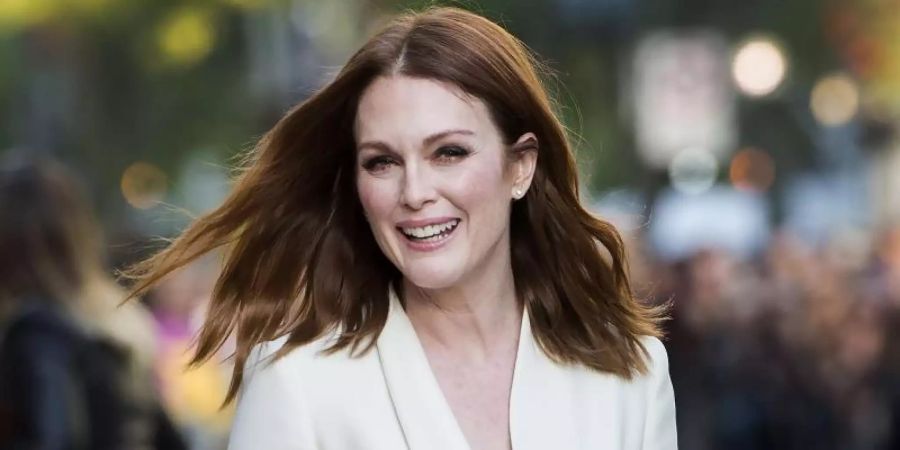 Julianne Moore 2017 bei der Premiere des Films «Suburbicon» in Toronto. Foto: Nathan Denette/The Canadian Press/AP/dpa