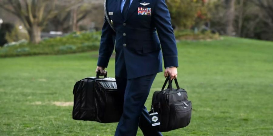 Die Kontrolle über den «Atomkoffer» liegt allein beim US-Präsidenten