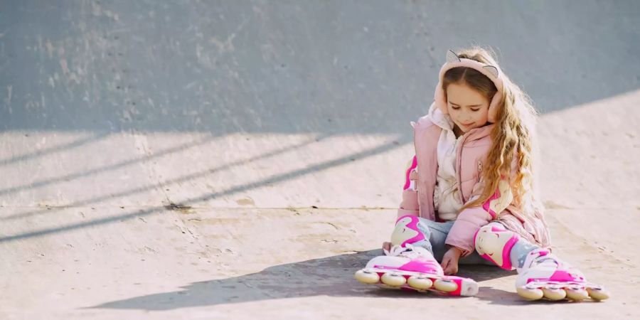 Mädchen mit Rollerblades