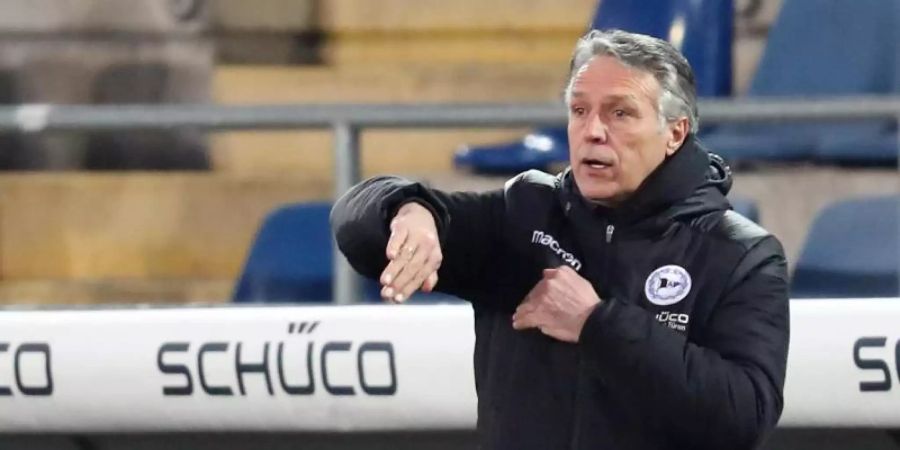 Fordert mehr Konstanz von seinem Team: Bielefeld-Trainer Uwe Neuhaus. Foto: Friso Gentsch/dpa