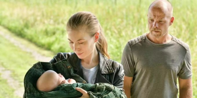Hannah Zeiler (Nora Waldstätten) und Micha Oberländer (Matthias Koeberlin) konnten das Baby retten. Foto: Patrick Pfeiffer/ZDF/dpa Hannah Zeiler (Nora Waldstätten) und Micha Oberländer (Matthias Koeberlin) konnten das Baby retten. Foto: Patrick Pfeiffer/ZDF/dpa
