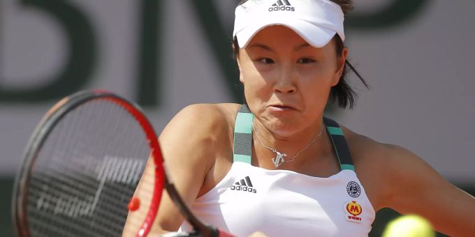 Die chinesische Tennisspielerin Shuai Peng während einem Spiel in Paris. Nun ist sie spurlos verschwunden. (Archivbild) Peng Shuai