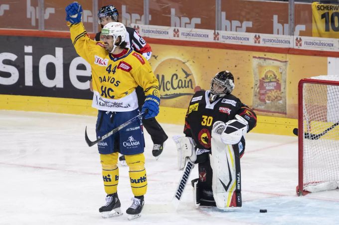 Matej Stransky jubelt im Spiel gegen den SCB über fünf Treffer. Matej Stransky