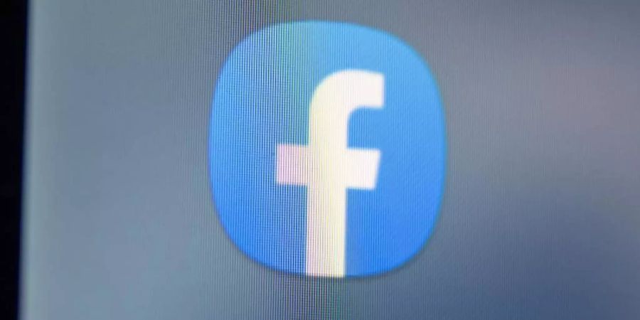 Facebook hat eine Einigung mit französischen Verlegern erzielt. Foto: Fabian Sommer/dpa