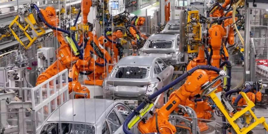 Lieferengpässe, Kaufzurückhaltung und Corona: Die Industrie hat es in diesem Winter nicht leicht. Foto: Daniel Josling/dpa