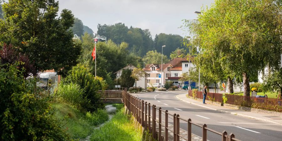 Dorfstrasse in Uerkheim.