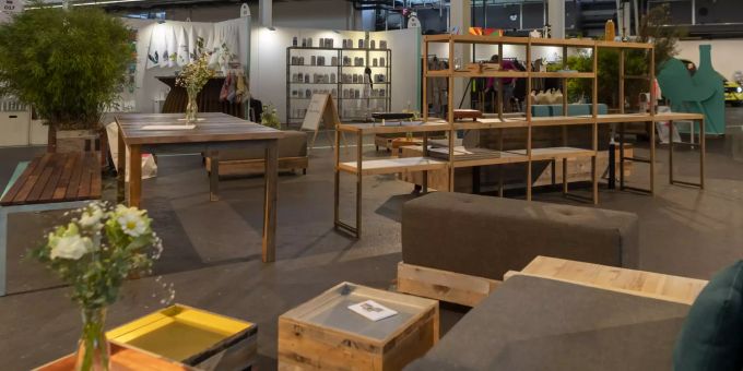 Übersichtsbild an der Designverkaufsmesse Blickfang in der Messe in Basel, am Freitag, 1. Oktober 2021. SCHWEIZ