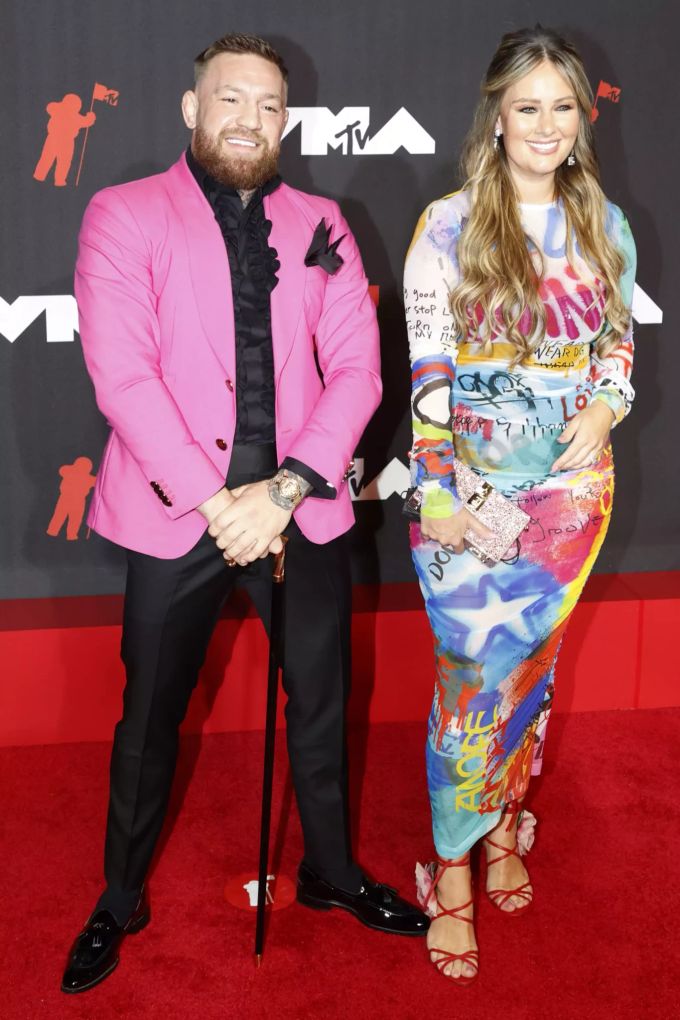Conor McGregor sorgt auch während seiner Verletzungspause für Schlagzeilen. Conor McGregor