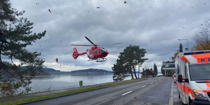 Rettungshelikoptereinsatz nach Tauchunfall in Walchwil.