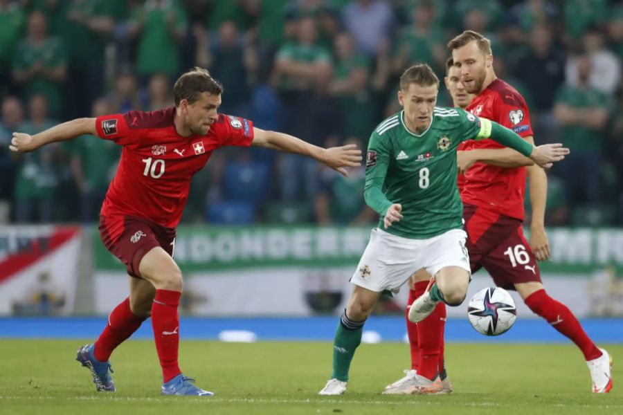 Fabian Frei (l.) ist polyvalent einsetzbar. Und geniesst das Vertrauen von Trainer Murat Yakin.