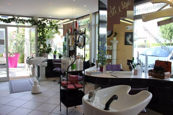 Als Capellogin betreibt Yvonne Meier keinen klassischen Coiffeur-Salon. Haardiagnosezentrum Art & Style