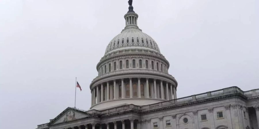 Blick auf das Kapitol in Washington, den Sitz des US-Kongresses. Foto: Jacquelyn Martin/AP/dpa