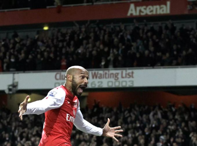 Arsenal-Legende Thierry Henry ist offenbar kein Fan von Granit Xhaka. Arsenal Thierry Henry