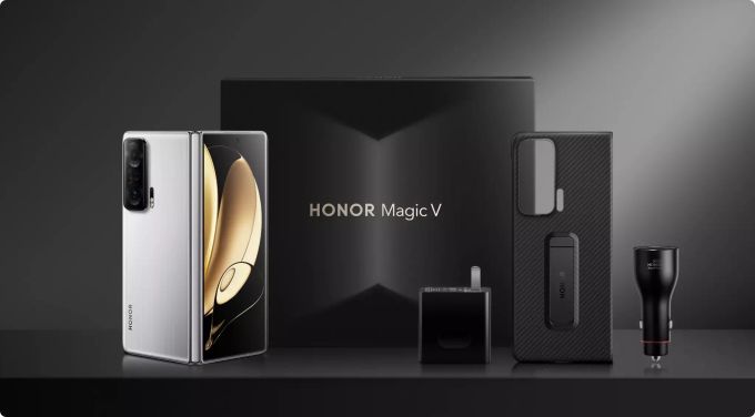 Zumindest in China kommt das Honor Magic V auch mit einem ordentlichen Lieferumfang. Honor Magic V Lieferumfang