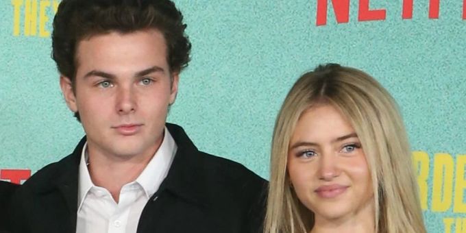 Leni Klum mit ihrem Freund Aris Rachevsky bei einer Filmpremiere im Oktober 2021. Leni Klum mit ihrem Freund Aris Rachevsky bei einer Filmpremiere im Oktober 2021.