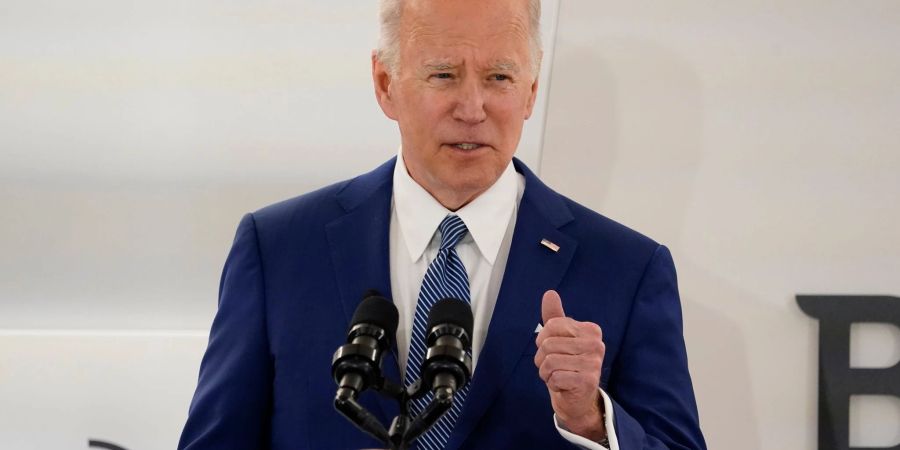 US-Präsident Joe Biden hat mit Blick auf den Ukraine-Krieg Befürchtungen über russische Cyberangriffen in den USA und dem Einsatz von Chemie- und Biowaffen in der Ukraine geäussert.