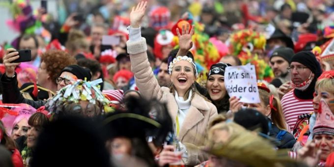 Karnevalsauftakt in Köln am 11. November 2021. Karnevalsauftakt in Köln am 11. November 2021.