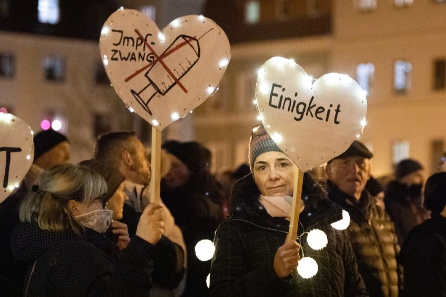 Immer weigern sich in der Schweiz noch 30 Prozent, sich impfen zu lassen. (Symbolbild)