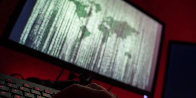 Eine britische Sicherheitsbehörde warnt vor russischen Cyberangriffen. Foto: Nicolas Armer/dpa/Illustration Eine britische Sicherheitsbehörde warnt vor russischen Cyberangriffen. Foto: Nicolas Armer/dpa/Illustration