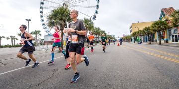 Mann rennt Marathon