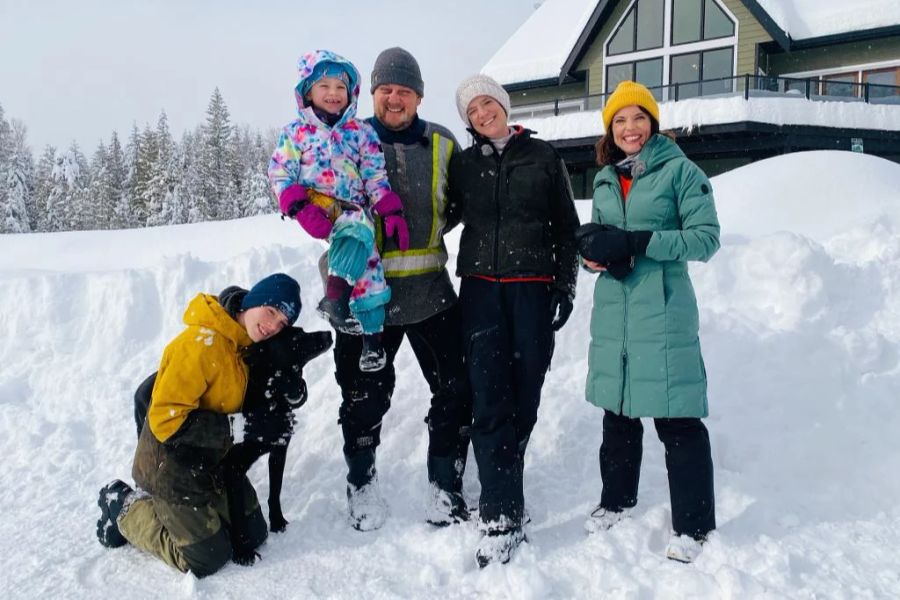 Mona Vetsch besucht Familie Volk in Kanada.