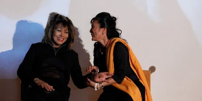Tina Turner und Dechen Shak-Dagsay an einer Veranstaltung im Mai 2009. Tina Turner